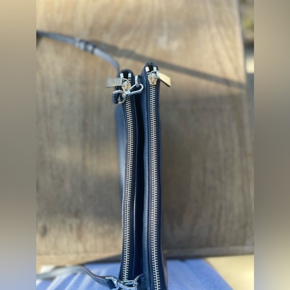 🌷HP🌷Michael Kors Adele Double-Zip Crossbody - Picture 8 of 12